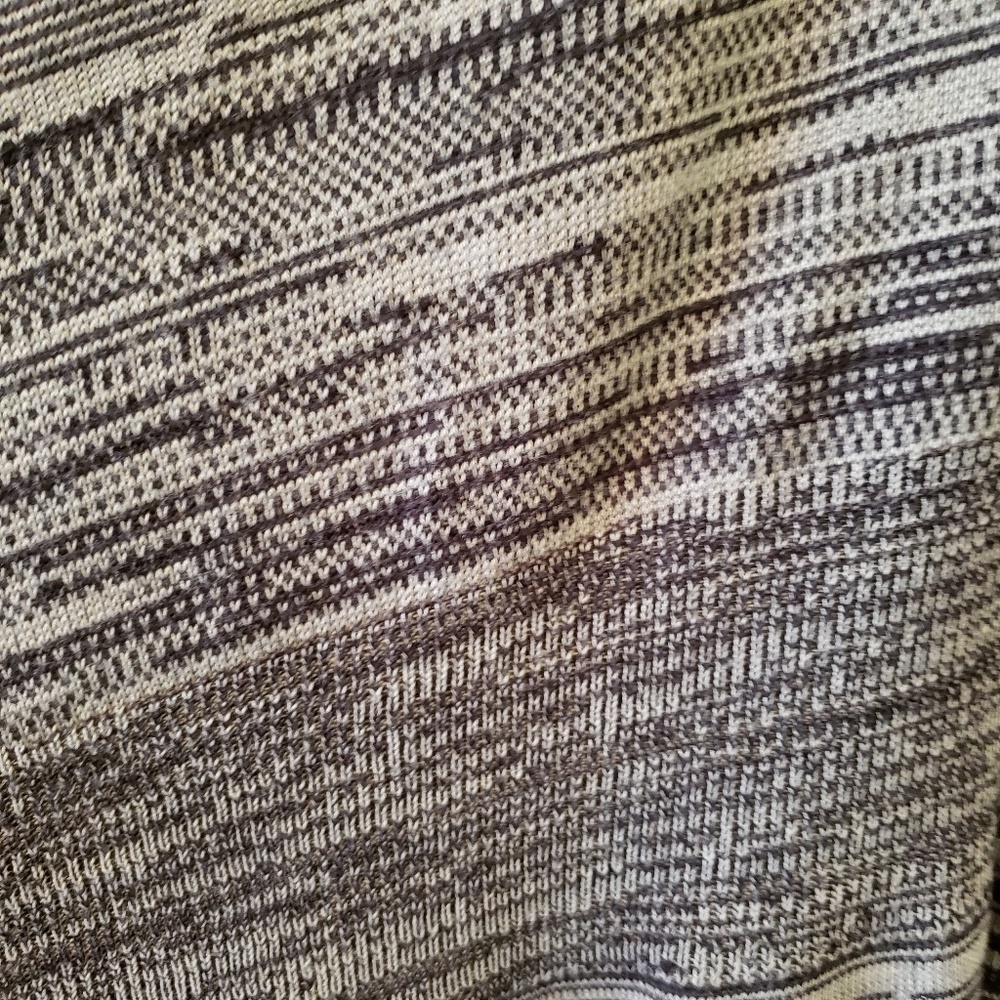 Black & Gray Ruana - Picture 4 of 6